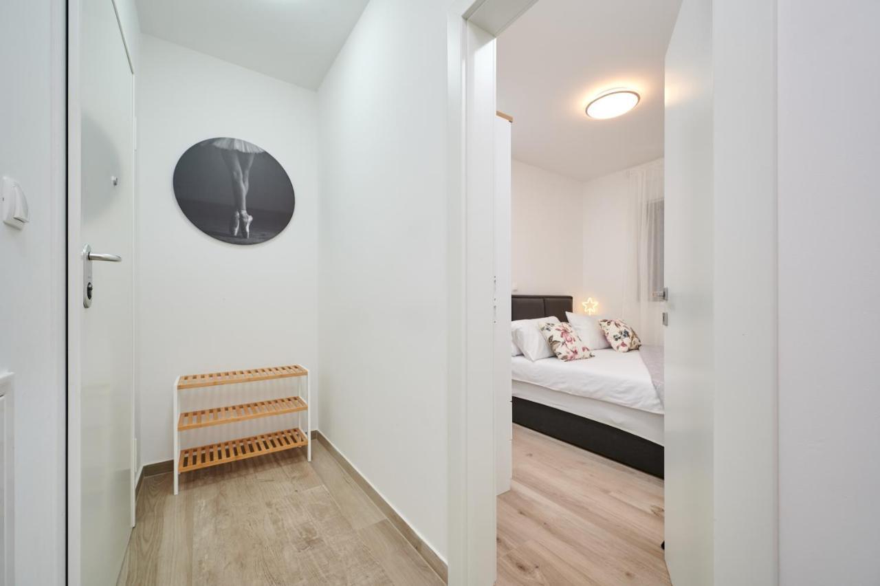 Zen Apartment Traù Esterno foto